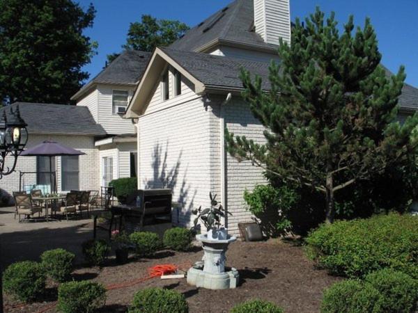 Spruce Hill Inn & Cottages Mansfield Δωμάτιο φωτογραφία