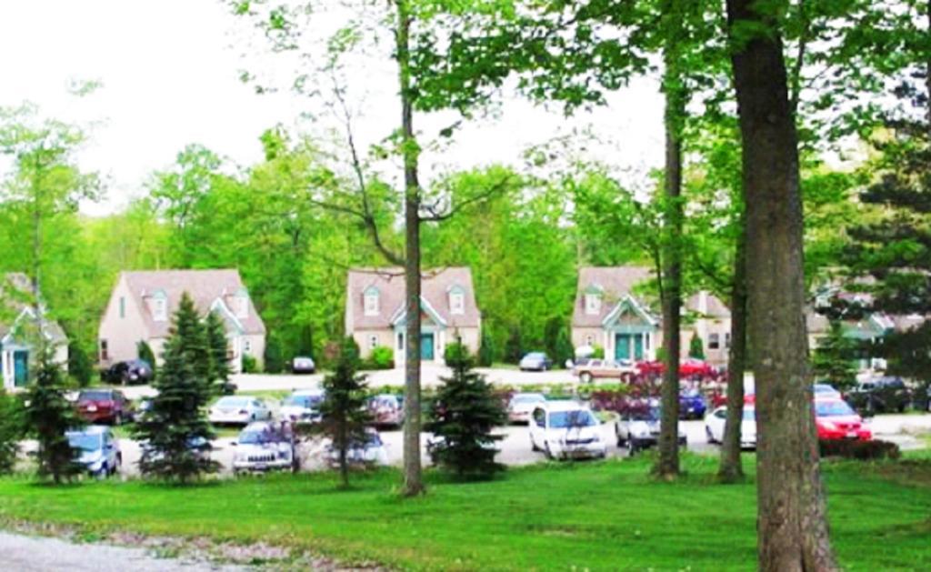 Spruce Hill Inn & Cottages Mansfield Δωμάτιο φωτογραφία