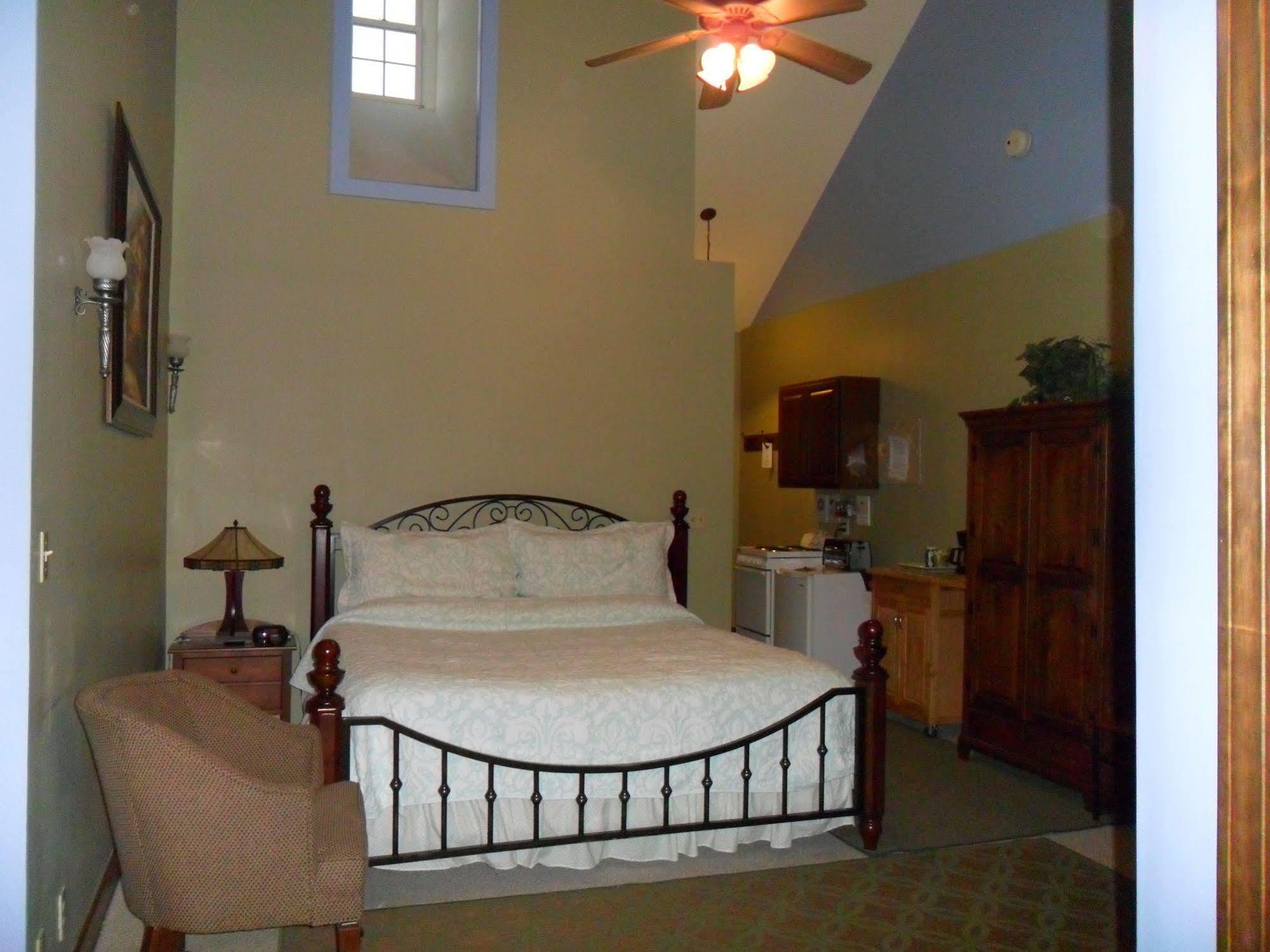 Spruce Hill Inn & Cottages Mansfield Εξωτερικό φωτογραφία